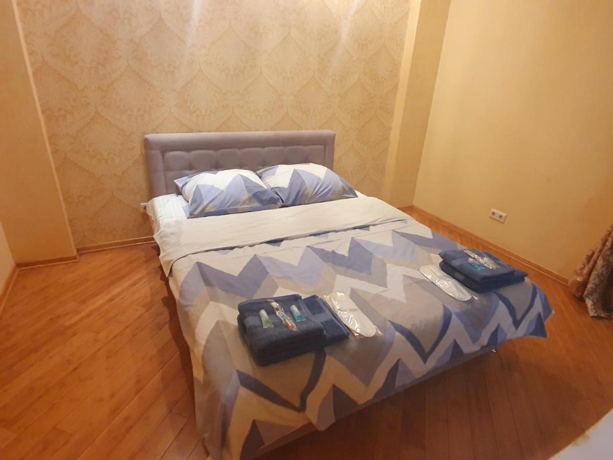 1-Комнатная Квартира Вип Уровня Посуточно В Ужгороде. Ул.И.Франка. المظهر الخارجي الصورة